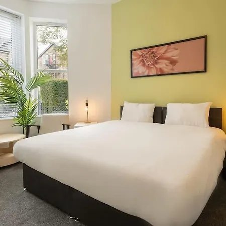 Rockholme - Group & 1gb Wifi Holiday home *