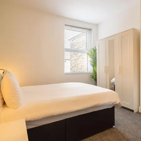 Rockholme - Group & 1gb Wifi Harrogate