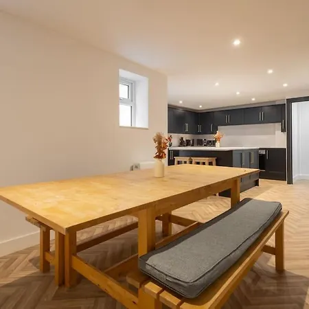 Holiday home Rockholme - Group & 1gb Wifi